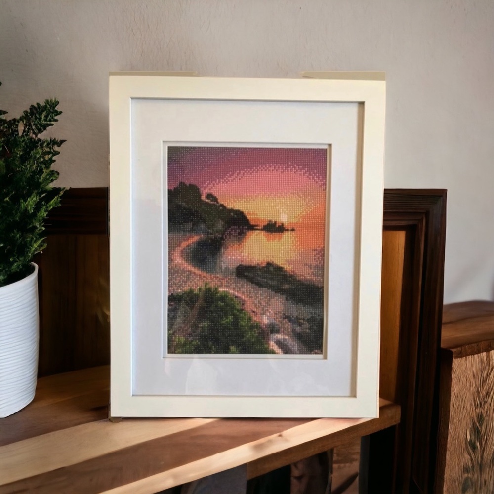 Handcrafted diamond art with frame! NEW